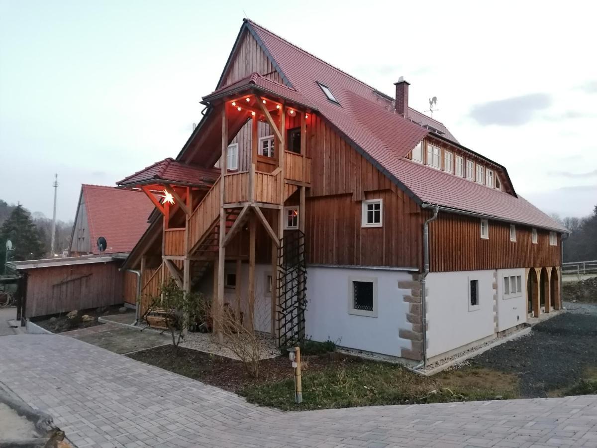 Homestay Pferdehof Am Burgsberg, Ferienzimmer, Monteurzimmer *